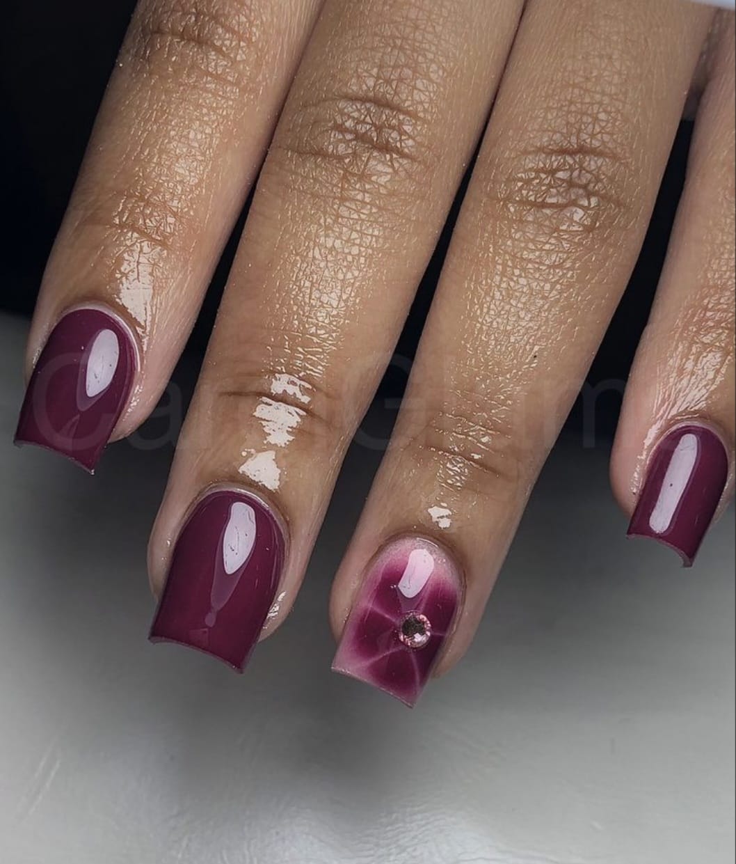 GEL NAILS/GEL OVERLAYS